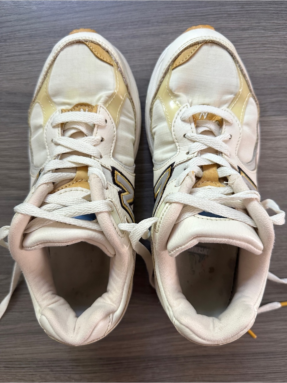 New Balance 2002R - Picture 4 of 6